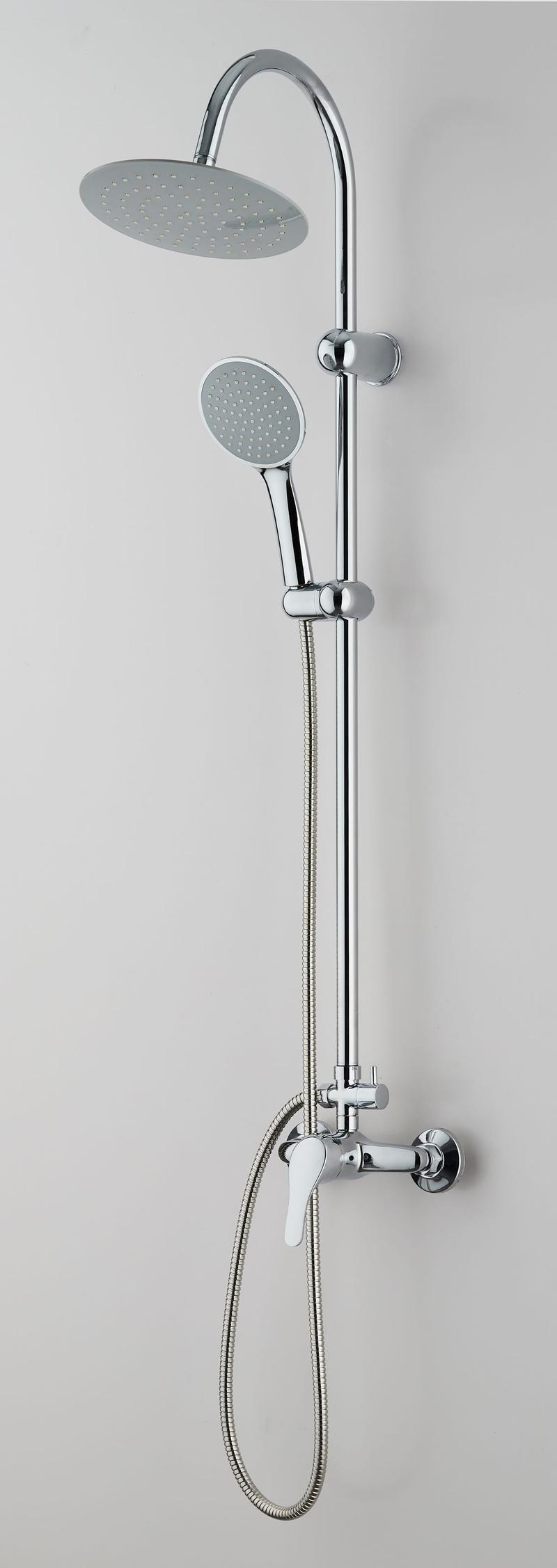 Aranżacja łazienki z deszczownicą